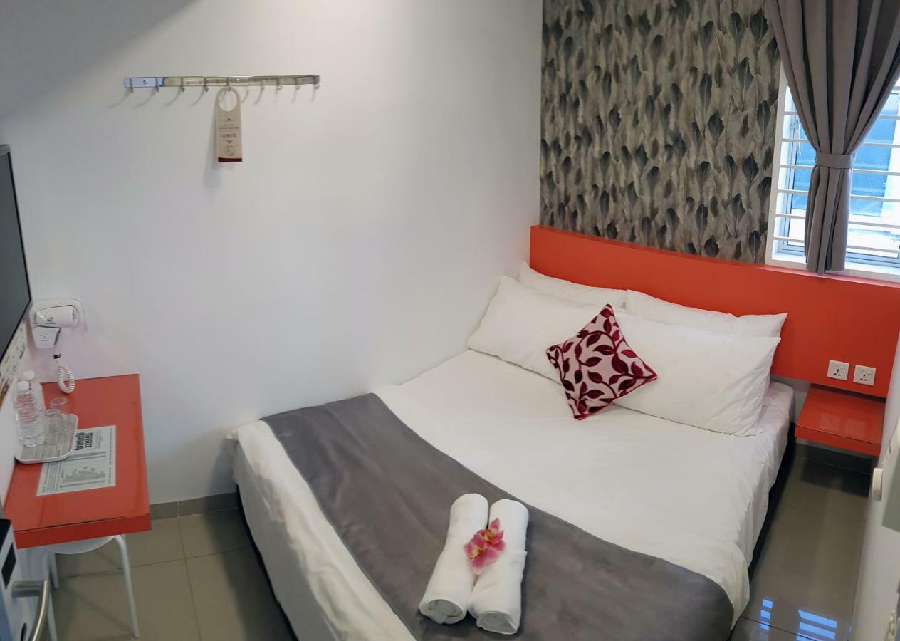 Teruntum 96 Guest House Куантан Екстериор снимка