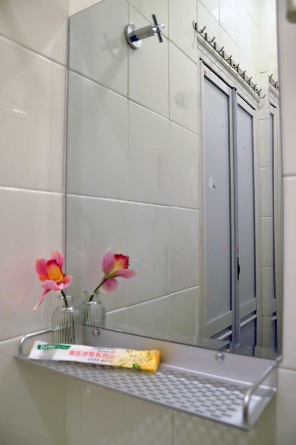 Teruntum 96 Guest House Куантан Екстериор снимка