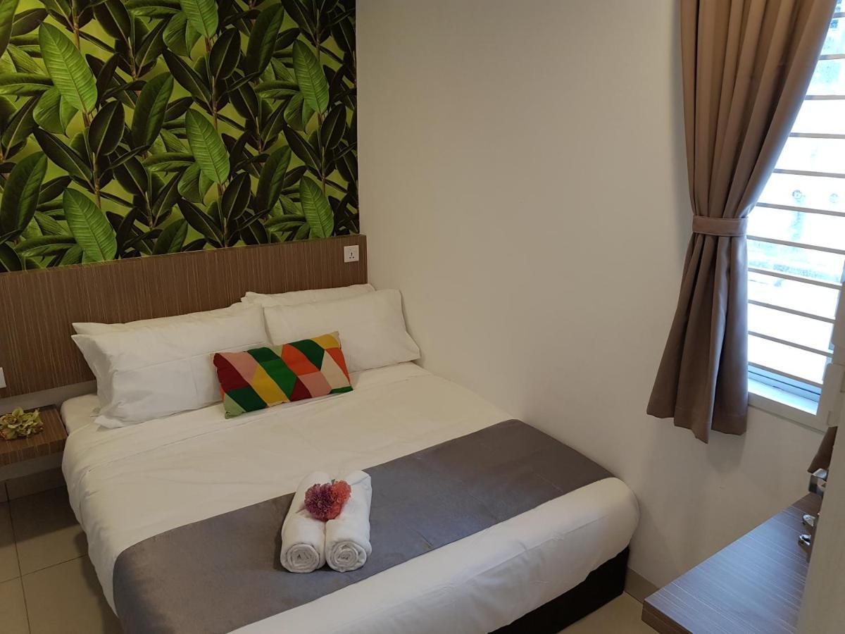 Teruntum 96 Guest House Куантан Екстериор снимка